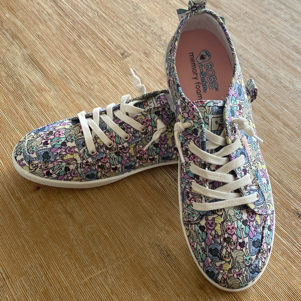 Bobs from sketchers size 11 NEW cat print